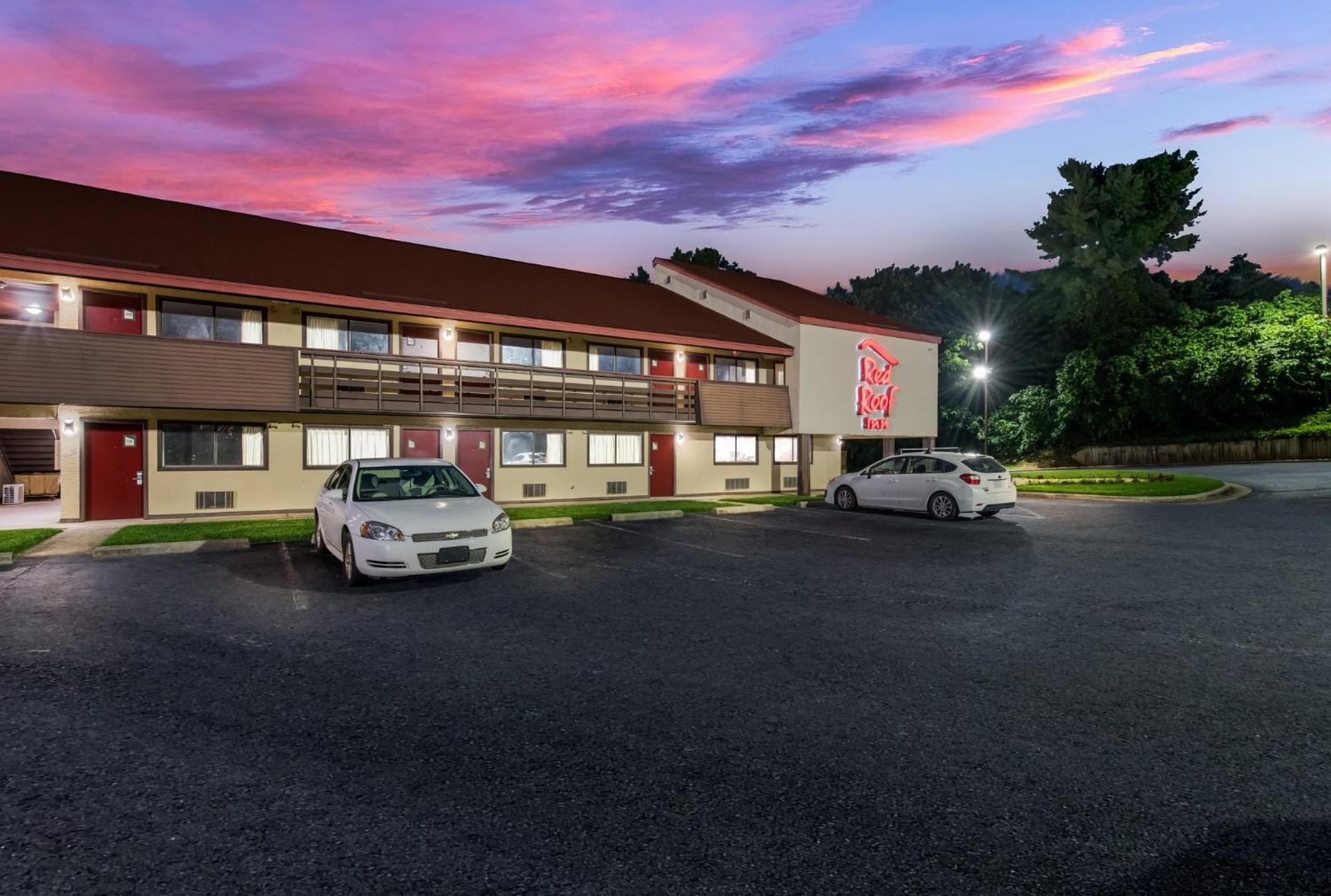 Red Roof Inn היקורי מראה חיצוני תמונה