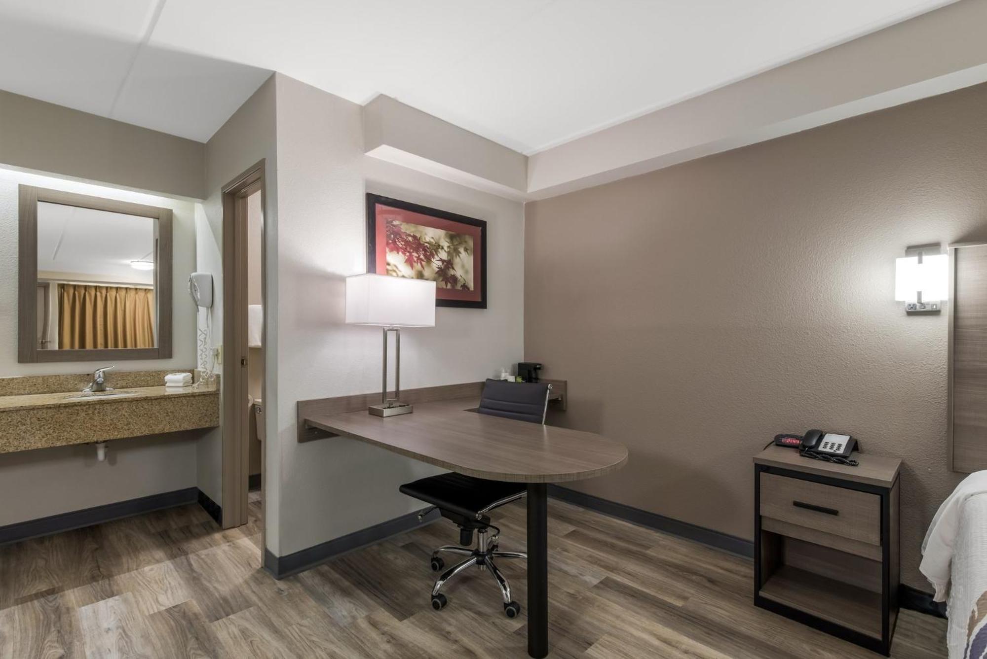 Red Roof Inn היקורי מראה חיצוני תמונה