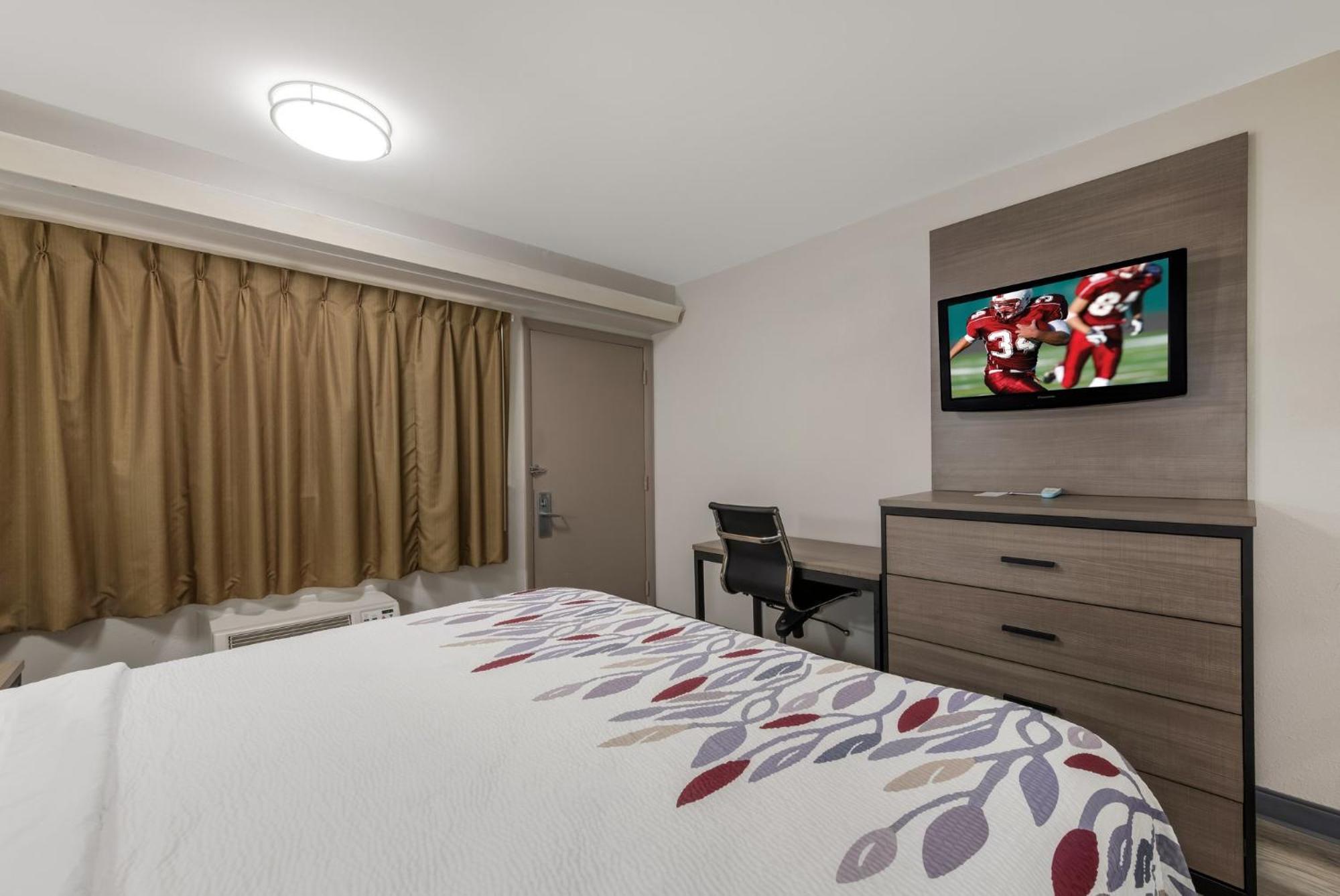Red Roof Inn היקורי מראה חיצוני תמונה