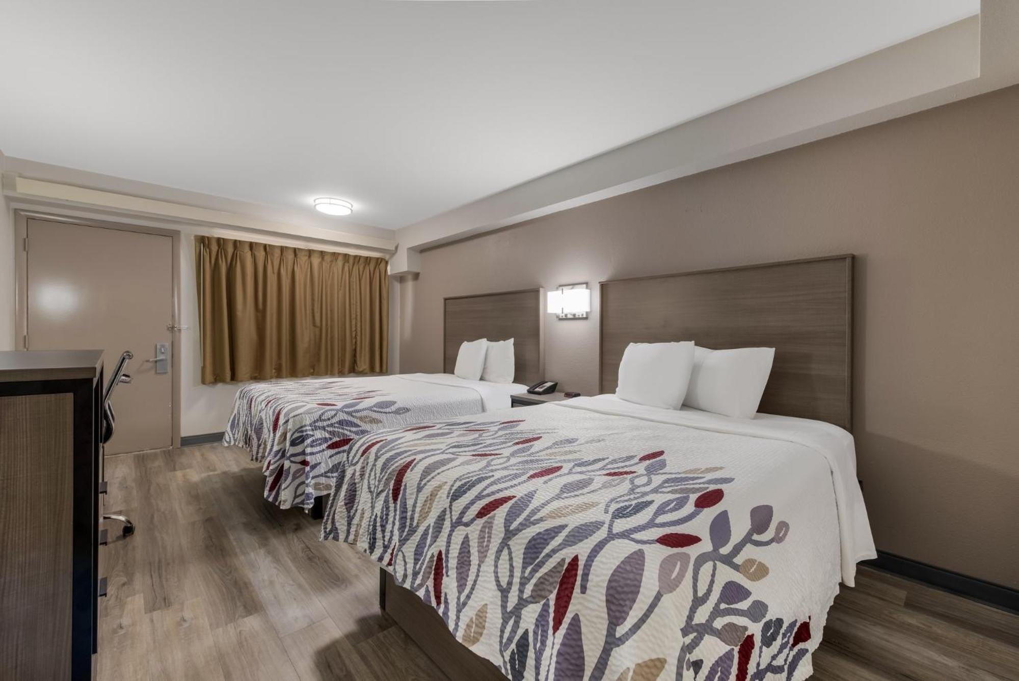 Red Roof Inn היקורי מראה חיצוני תמונה