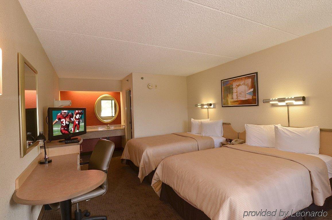 Red Roof Inn היקורי מראה חיצוני תמונה